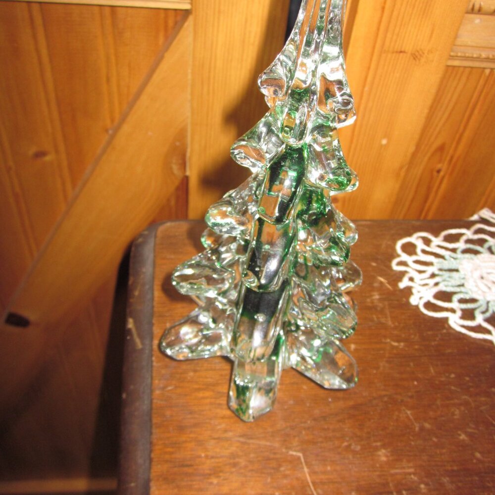 vTG SILVESTRI CRYSTAL GLASS ART TREE IN BOX 8.5 IN CLEAR GREEN CENTER CHRISTMAS - Picture 3 of 5